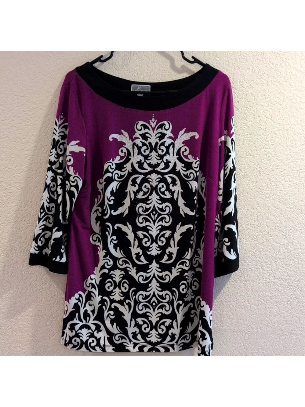 JM Collection Top Tunic, size Medium, Purple and black and white.